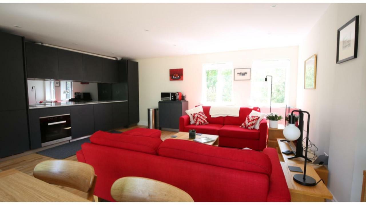 ★ Luxury Oxford Apartment ★ Sleeps 4, Free Parking Εξωτερικό φωτογραφία