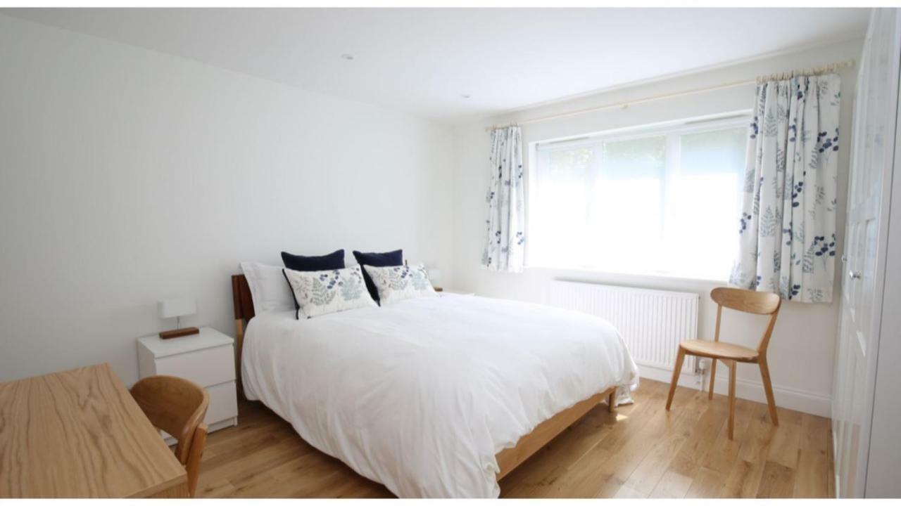★ Luxury Oxford Apartment ★ Sleeps 4, Free Parking Εξωτερικό φωτογραφία